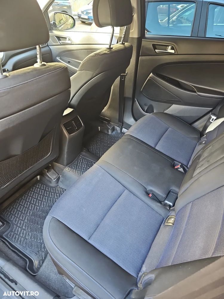 Hyundai Tucson 2.0 CRDI 4WD 6MT Style - 3