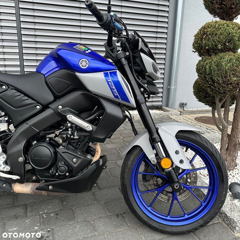Yamaha MT - 5