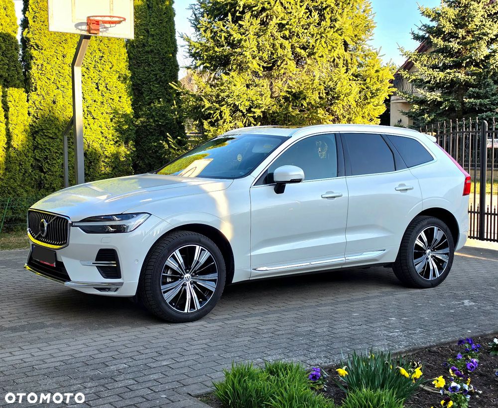 Volvo XC 60 B5 B AWD Plus Bright - 2