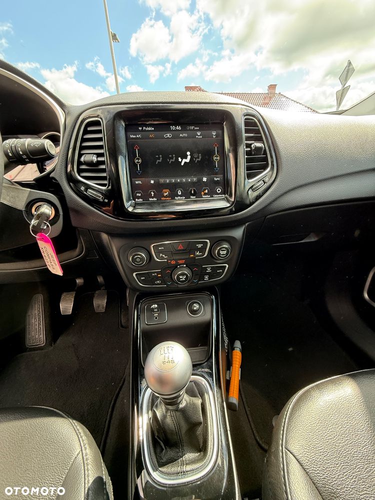 Jeep Compass 1.4 TMair Night Eagle FWD S&S - 16