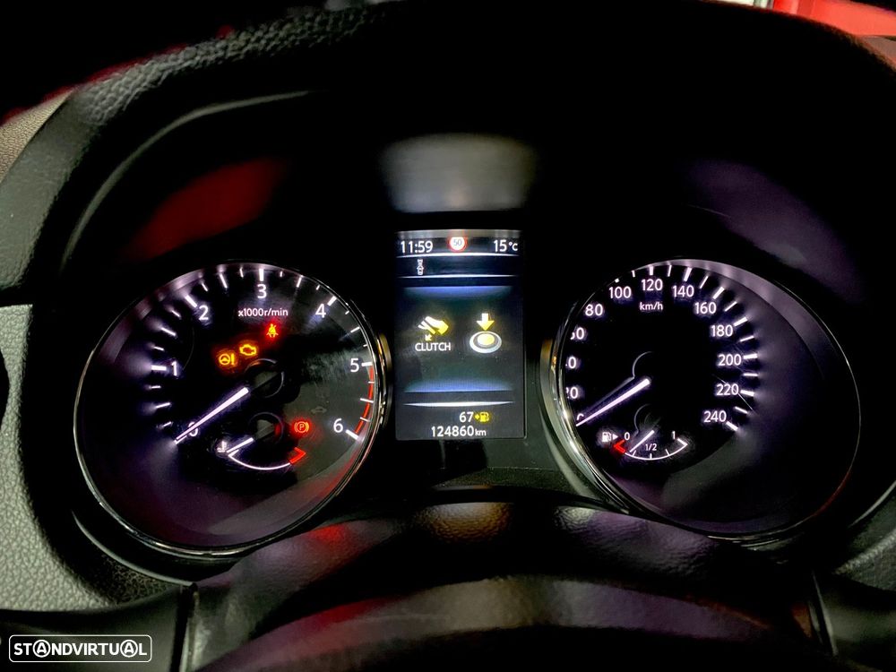 Nissan Qashqai 1.5 dCi Tekna Premium S Alcantara - 29