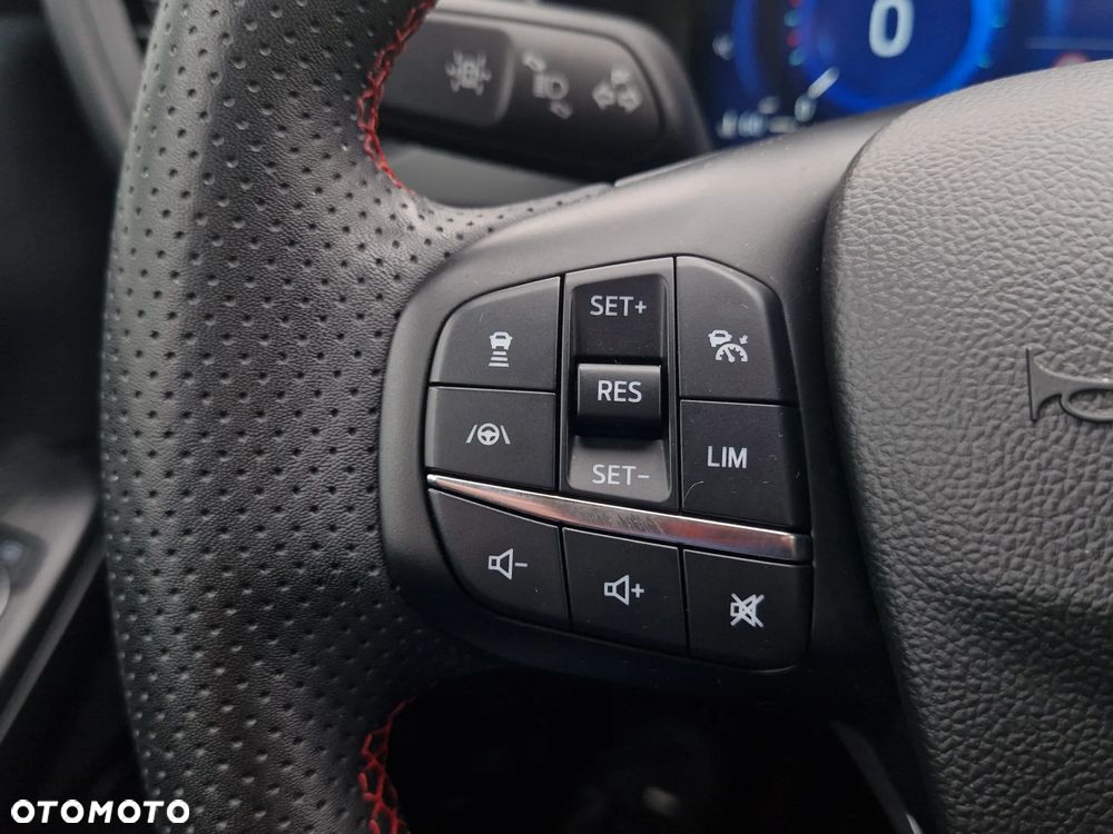 Ford Kuga 2.5 FHEV AWD ST-Line - 21