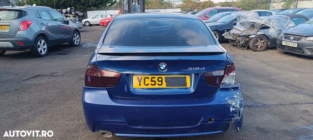 Dezmembrari / Dezmembrez BMW E90 318d N47D20U0 cutie viteze automată - GA6HP19Z cod culoare LE-MANS-BLAU METALLIC (381). - 4