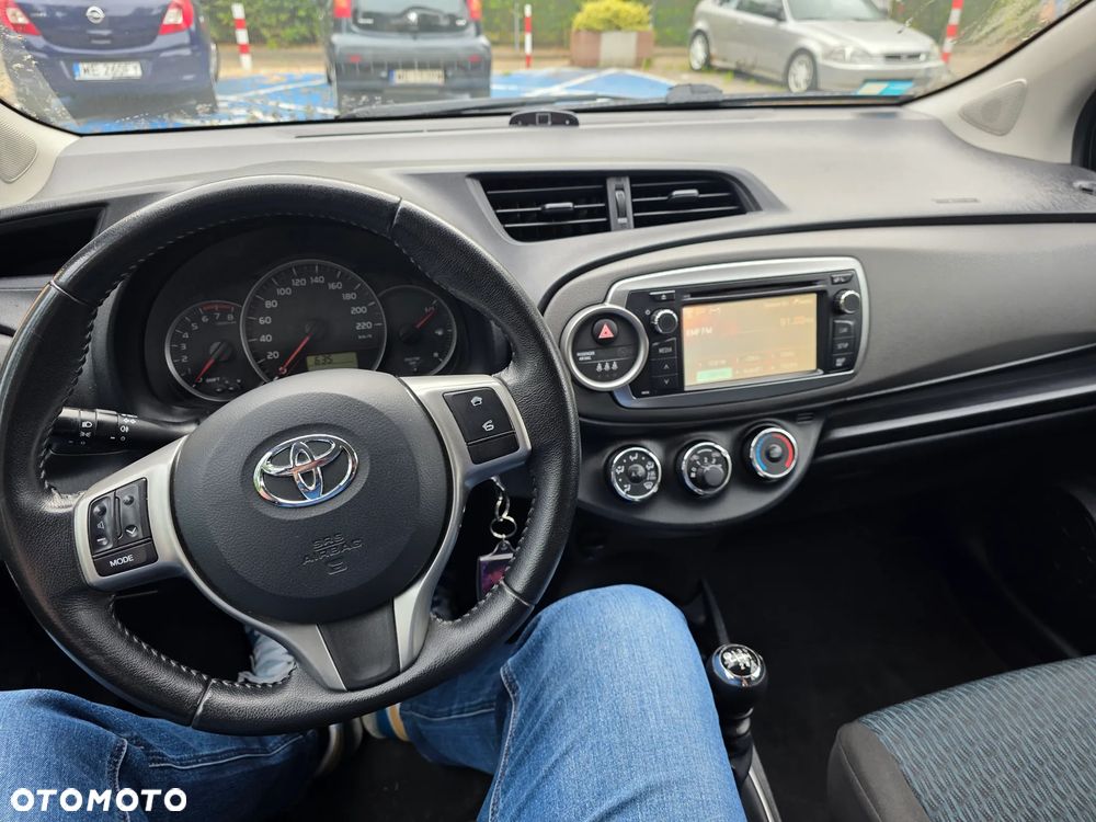 Toyota Yaris 1.33 Sol - 3