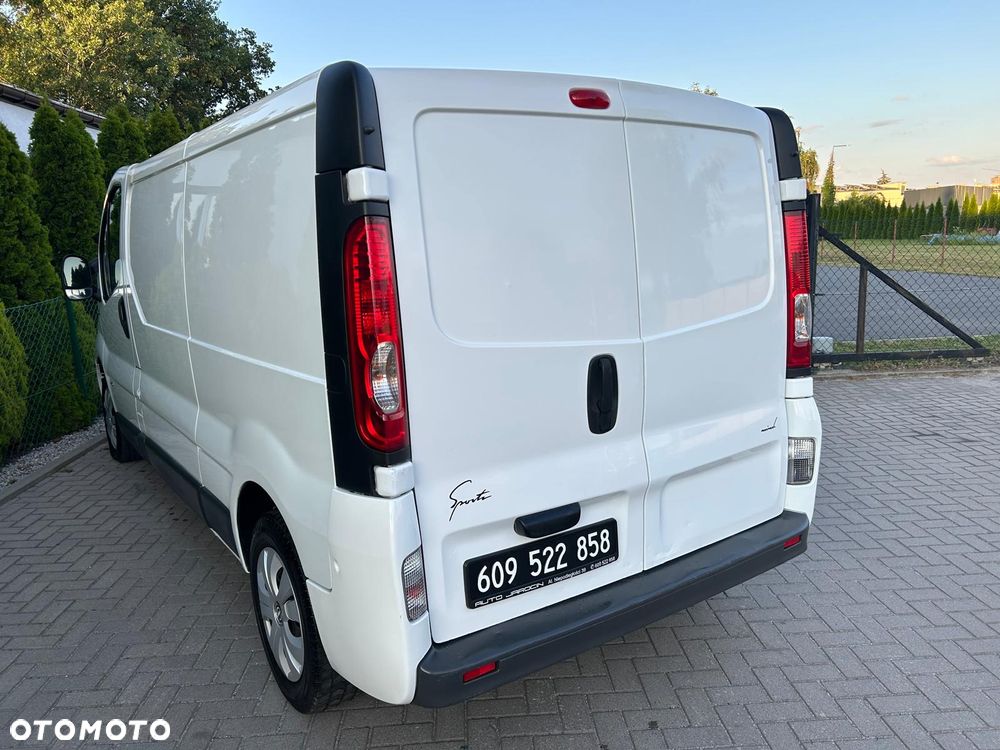 Renault Trafic - 8