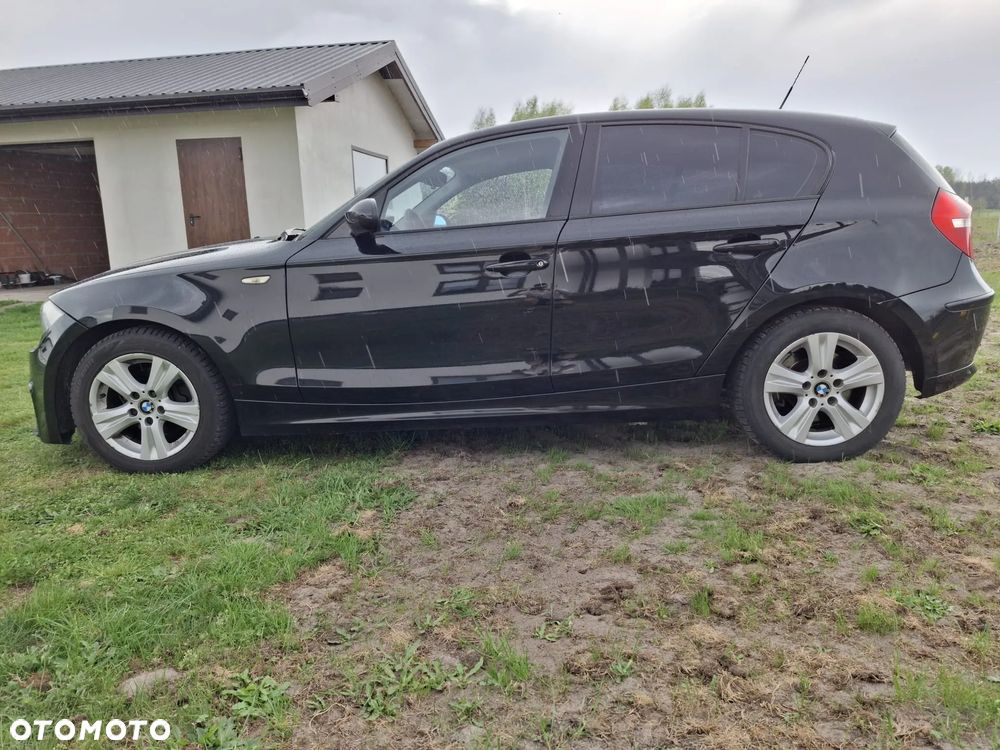 BMW Seria 1 118d DPF - 11