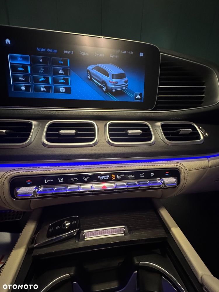 Mercedes-Benz GLS - 10