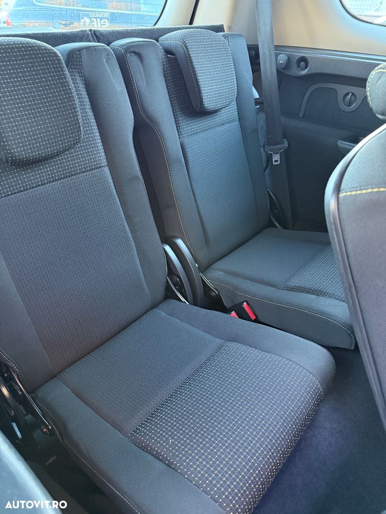 Renault Grand Scenic 1.9 dCi FAP Exception - 15