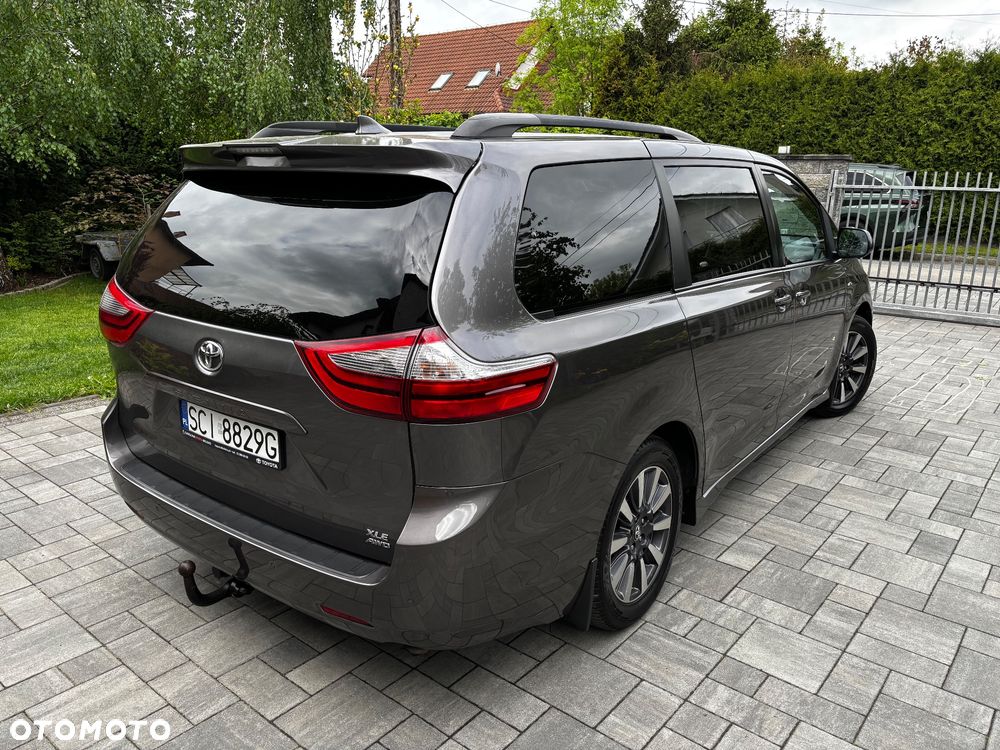 Toyota Sienna 3.5 V6 XLE AWD - 6