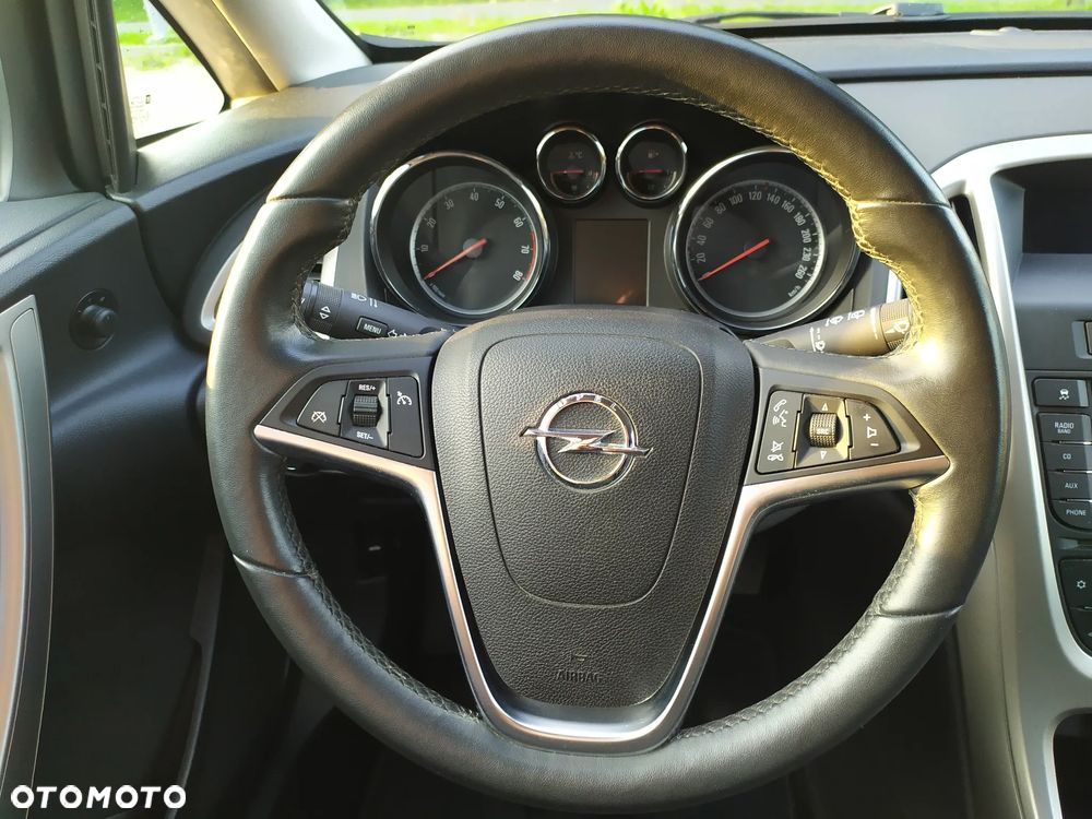 Opel Astra 1.4 Turbo Cosmo - 17