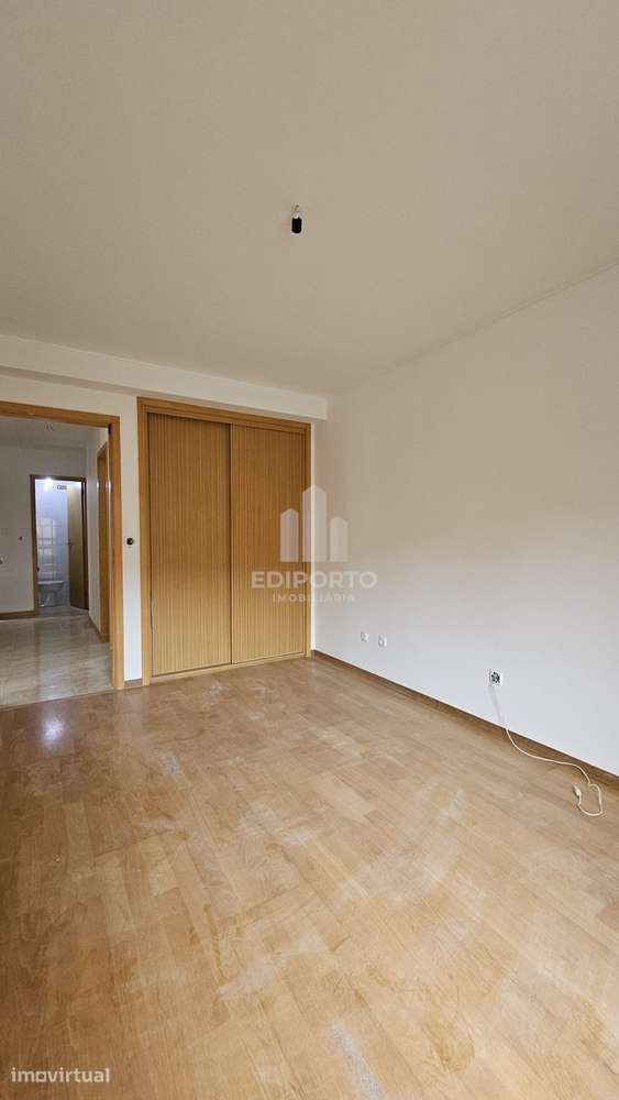 Excelente Apartamento T3 em Rio Tinto com Garagem e Varanda - Grande imagem: 4/20