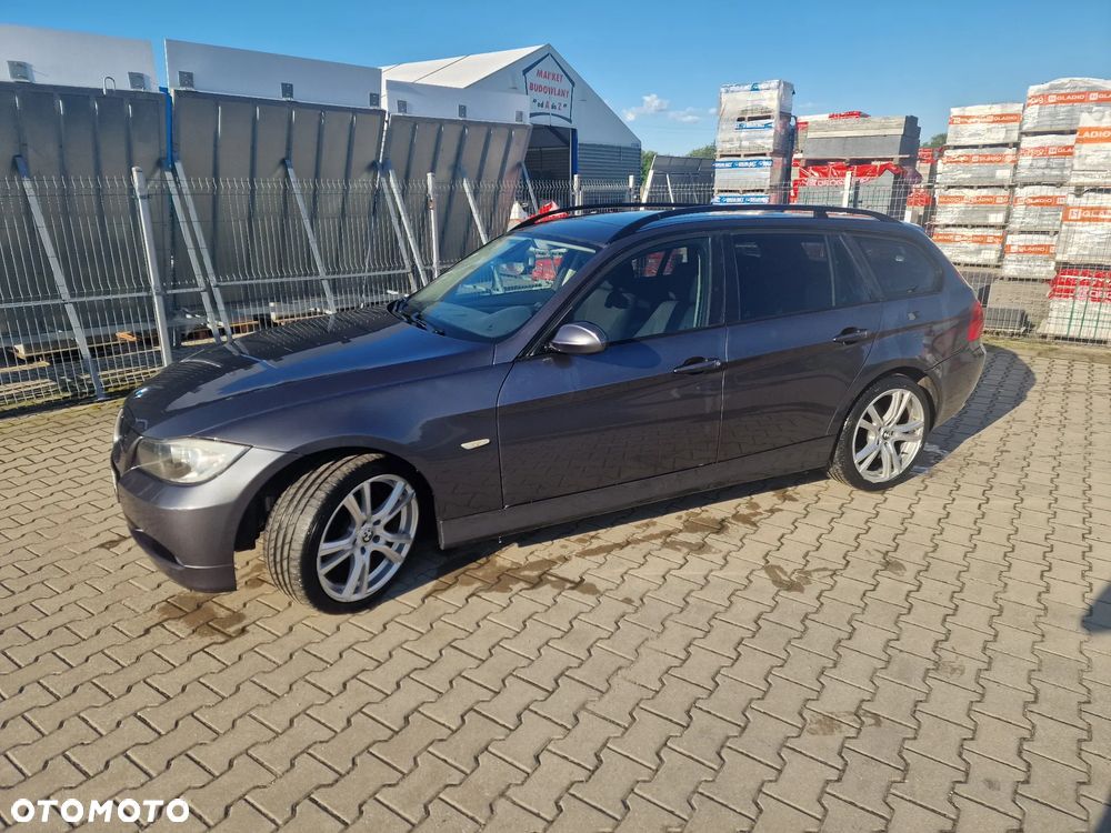 BMW Seria 3 320d DPF - 1