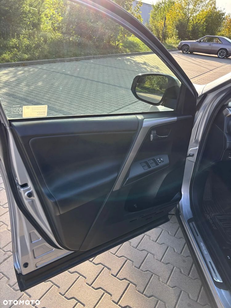 Toyota RAV4 Hybrid Style 4x4 - 11