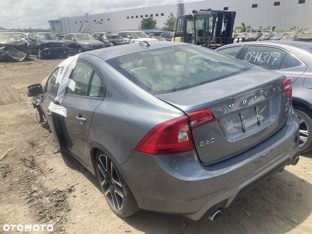 Volvo S60 T5 Geartronic Summum - 6