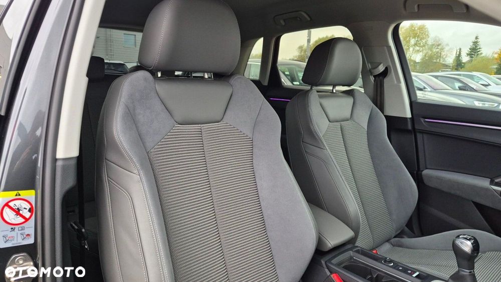 Audi Q3 - 11