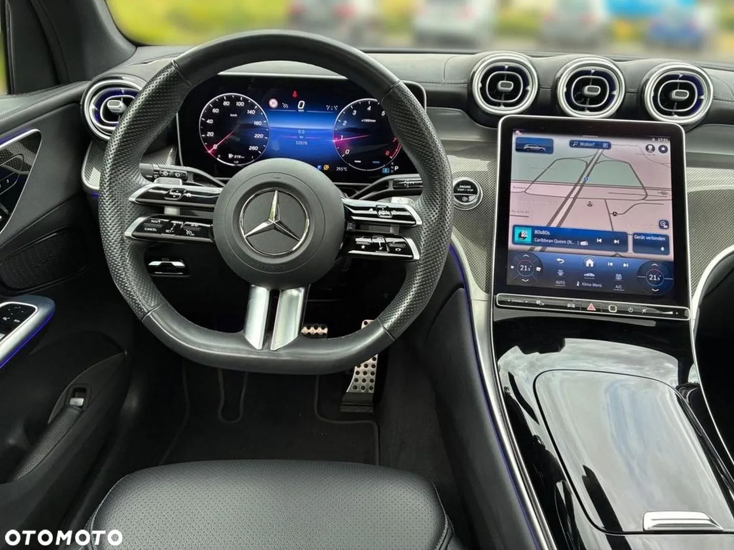 Mercedes-Benz GLC 200 4Matic 9G-TRONIC AMG Line Advanced - 14