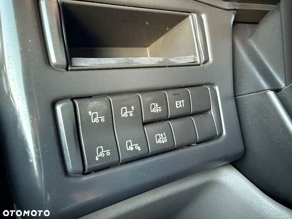 Scania R 500 *FULL LED* CAŁA NA PODUCHACH*OPONY 100%* NOEW SPRZĘGŁO* KLIMA POSTOJOWA* LODÓWKA* NAVI* Z Francji - 24