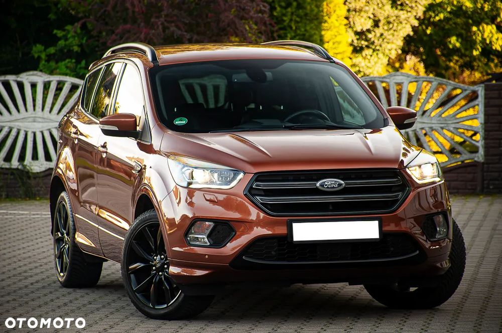 Ford Kuga 1.5 EcoBoost 2x4 ST-Line - 5
