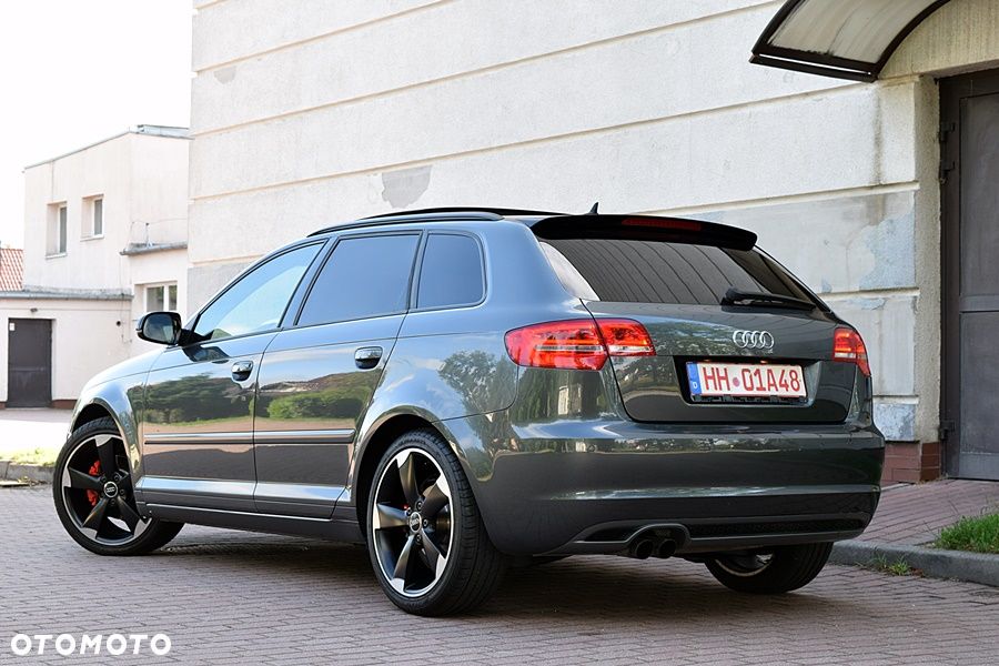 Audi A3 Sportback 1.4 TFSI S line Sportpaket - 18