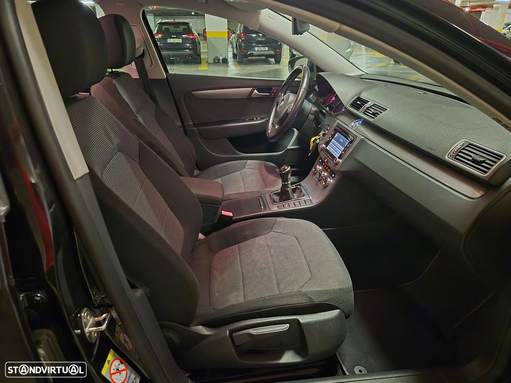 Volkswagen Passat Variant 1.6 TDI Confortline — fotografia 38