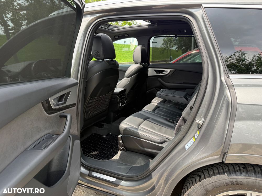 Audi Q7 - 17