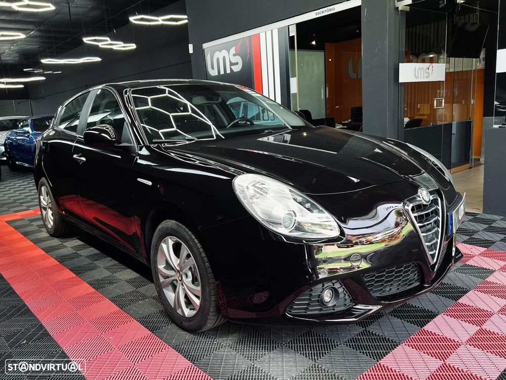 Alfa Romeo Giulietta 1.6 JTDM Distinctive - 2