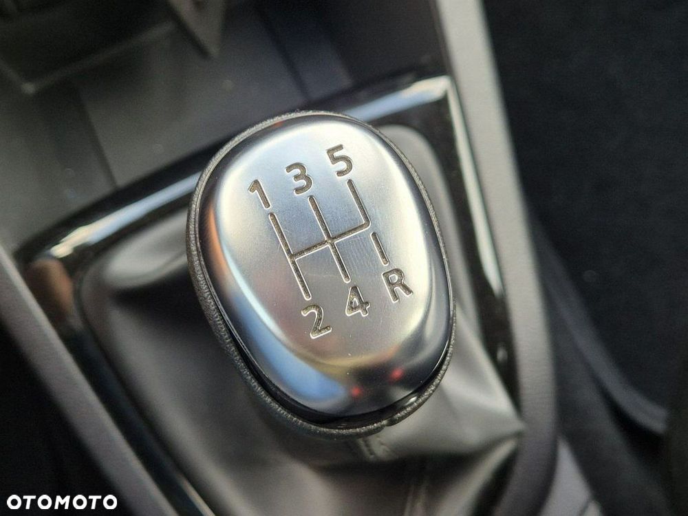 Renault Clio - 22