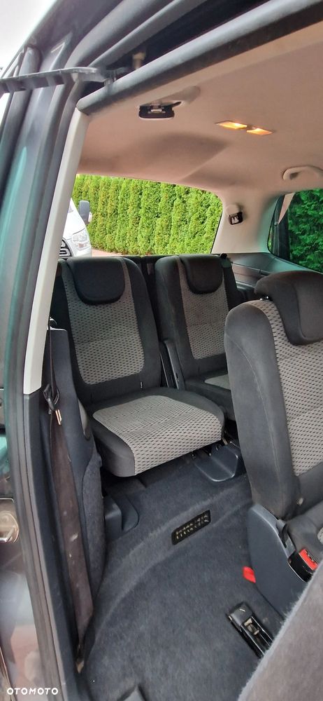Volkswagen Sharan 2.0 TDI DPF BlueMotion Trendline - 17