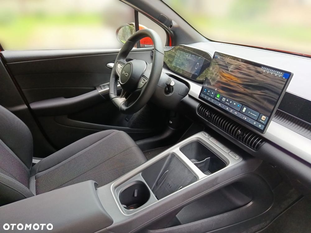 BYD Dolphin G Boost E-CVT - 17