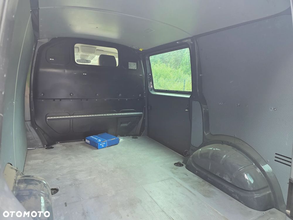 Volkswagen T6 - 20