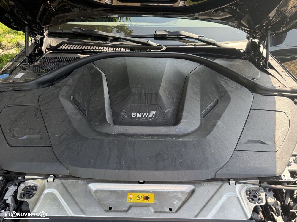 BMW i4 eDrive35 Pack Desportivo M - 42