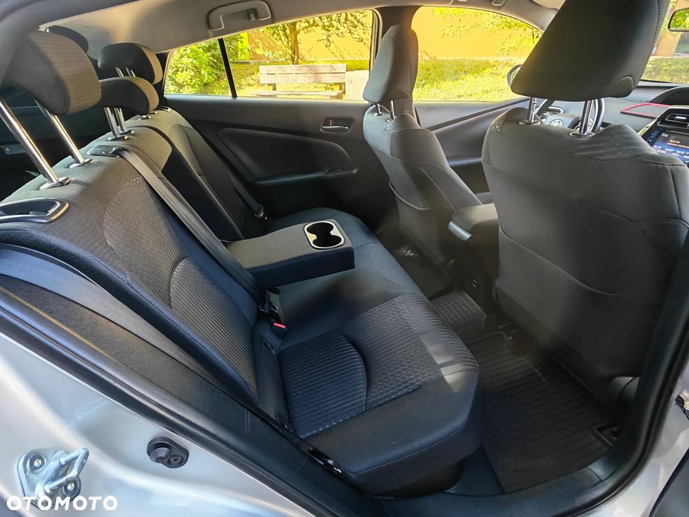 Toyota Prius 1.8 Hybrid Prestige - 7