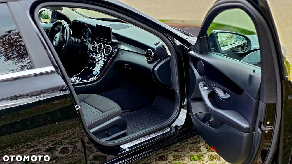 Mercedes-Benz Klasa C 160 9G-TRONIC - 11