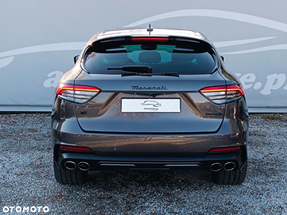 Maserati Levante - 15