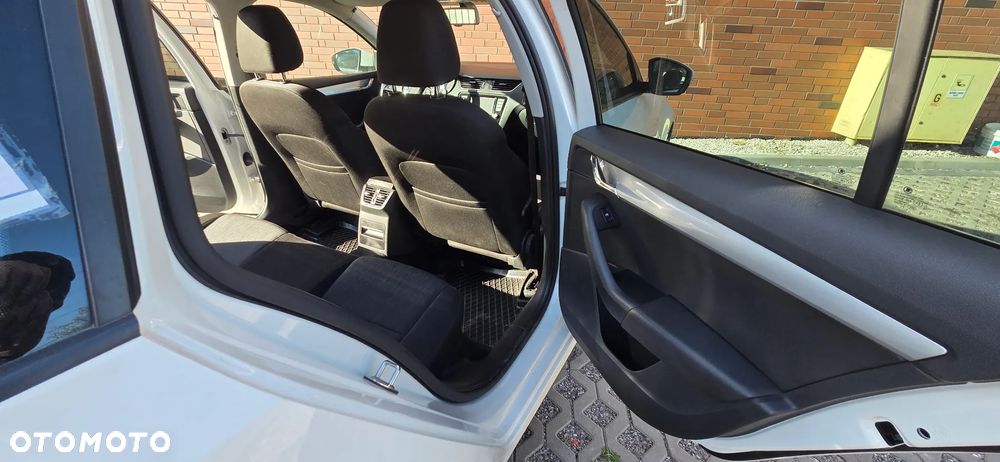 Skoda Octavia 2.0 TDI Style - 8