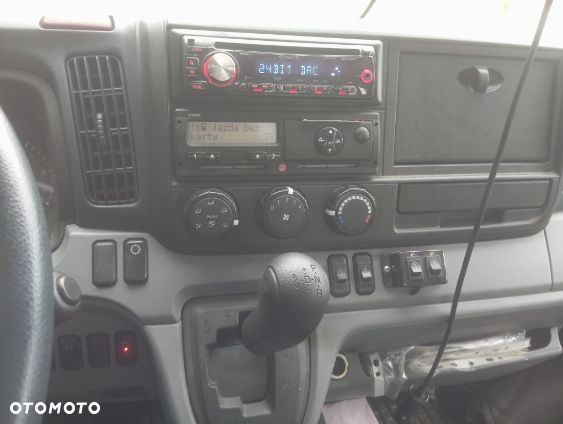 Mitsubishi Center Fuso - 10