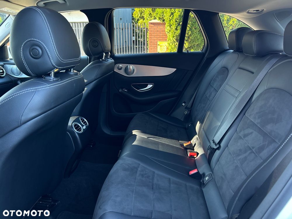 Mercedes-Benz GLC 220 d 4-Matic - 30