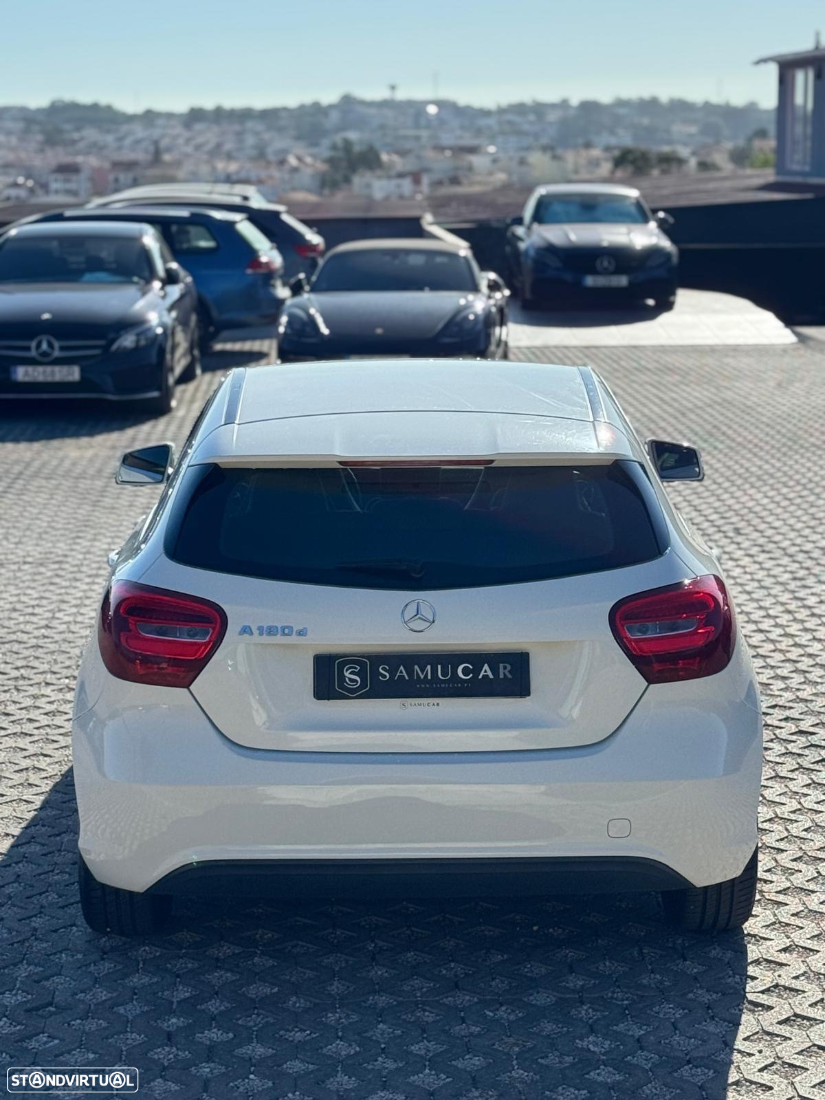 Mercedes-Benz A 180 d Urban - 12