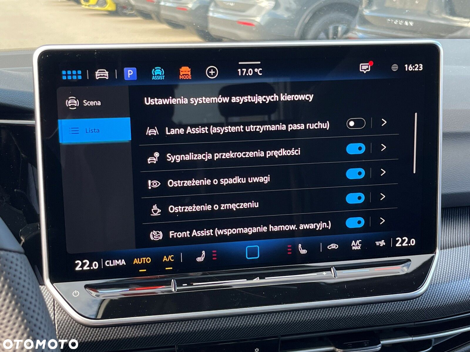 Volkswagen Golf VIII 2.0 TSI 4Motion R - 13
