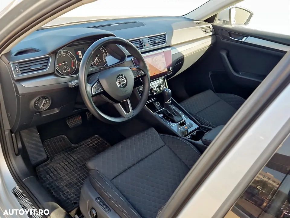 Skoda Superb 2.0 TDI DSG 4X4 Style - 17