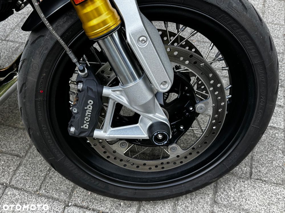 BMW R - 9