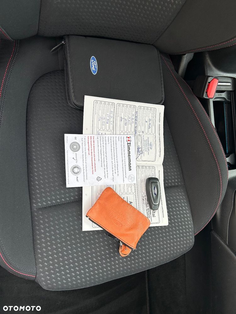 Ford Focus 2.0 EcoBlue ST-Line - 16