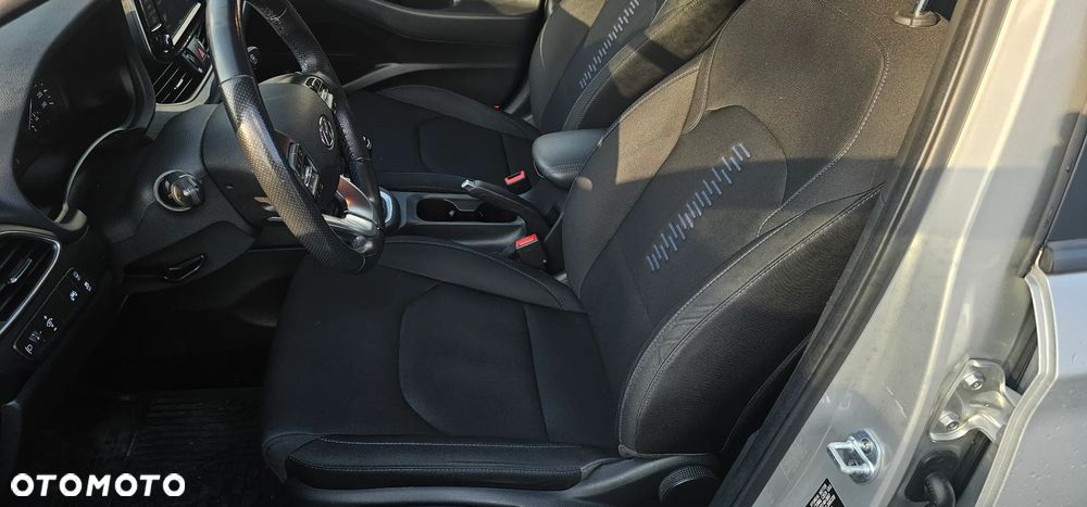 Hyundai i30 1.4 GO - 16