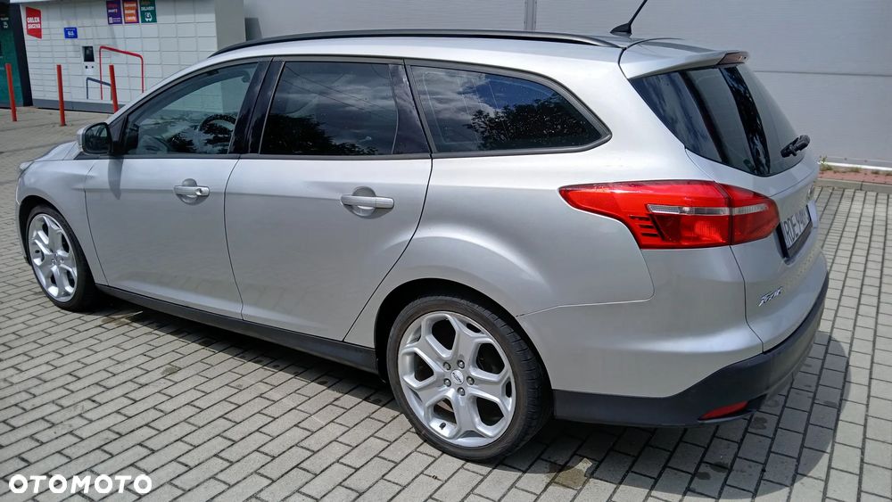 Ford Focus - 10