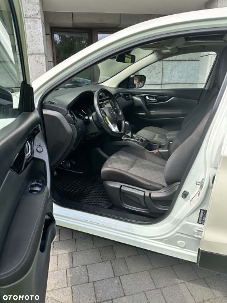 Nissan Qashqai 2.0 4x4 Tekna CVT - 6
