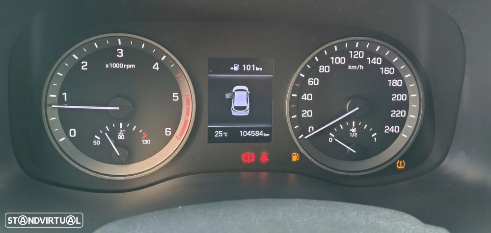 Hyundai Tucson 1.6 CRDi Premium+Pack Pele - 16