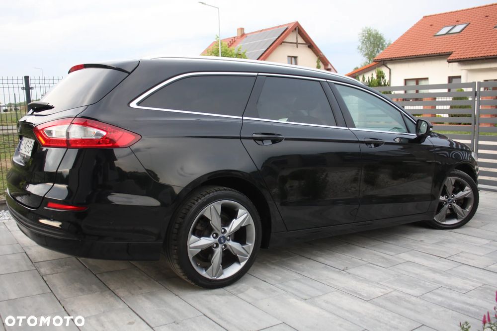 Ford Mondeo 2.0 TDCi STart-Stopp PowerShift-Aut Titanium - 4