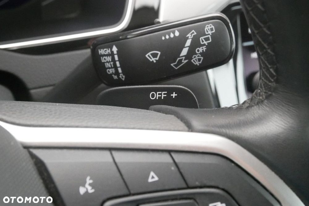Volkswagen Passat Variant 1.5 TSI EVO Business DSG - 23