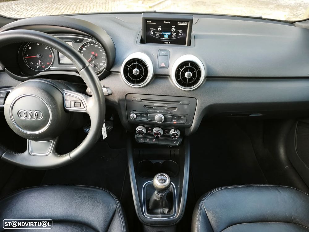 Audi A1 Sportback 1.6 TDI S-line - 9