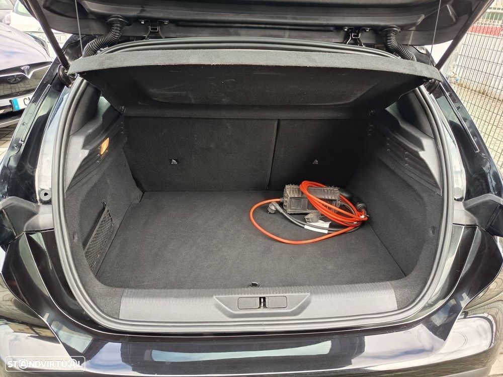 Peugeot 308 1.6 Hybrid Active Pack e-EAT8 - 24